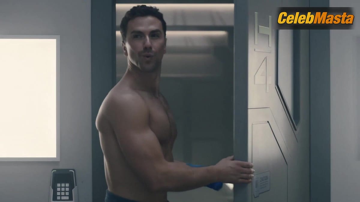 Jelena Moore and Christina Wolfe's Sexy Scene in The Ark