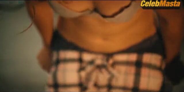 Kaitlyn Dever's Underwear Scene in Apple Cider Vinegar
