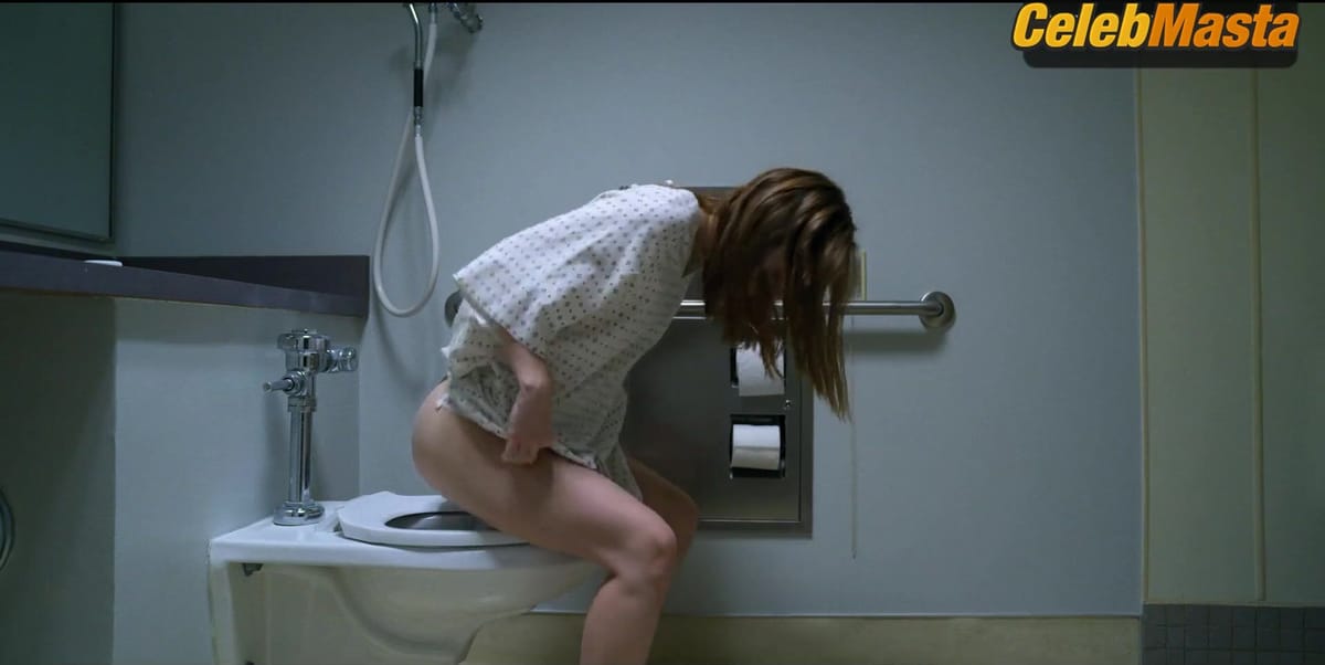 Kaitlyn Dever Flaunts Sexy Scene in Unbelievable
