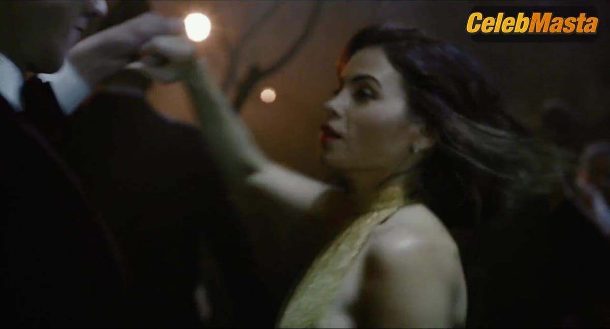 Jenna Dewan Tatum Reveals a Sexy Look in a Scene in Berlin, I Love You