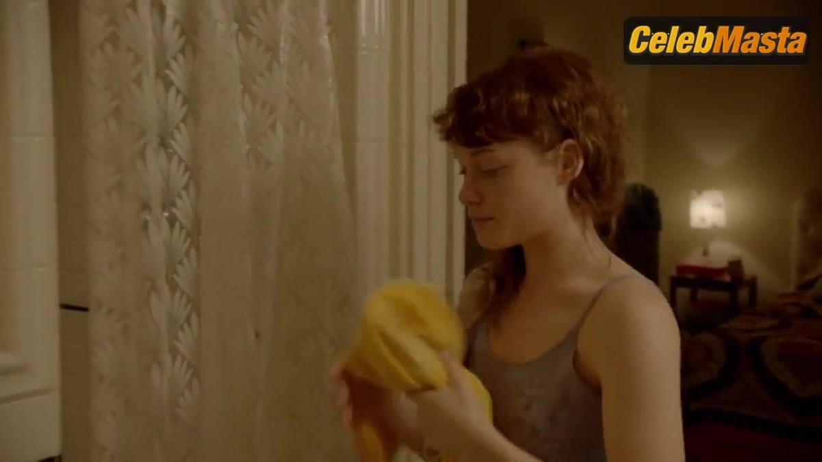 Jane Levy Looks Sexy in a Scene from There's... Johnny!