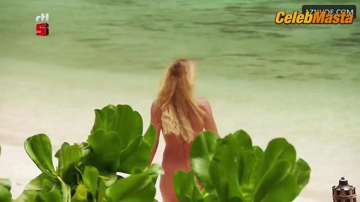 Inge de Bruijn Booty, Tits Scene in Adam Zkt. Eva