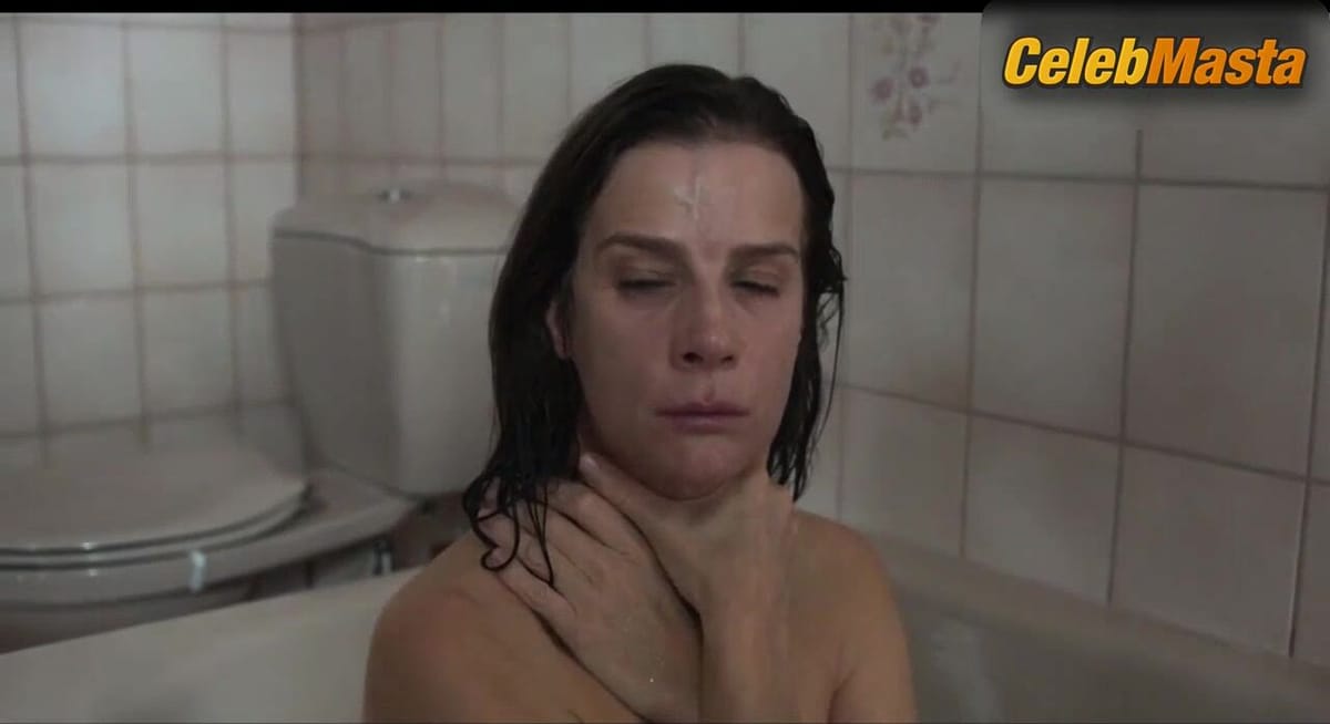Rachel Griffiths Naked Scene in Mammal