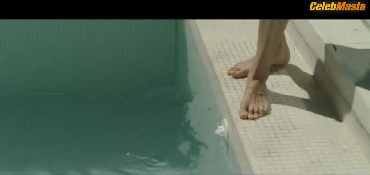 Elena Anaya Tits Scene from Pense Que Iba A Haber Fiesta