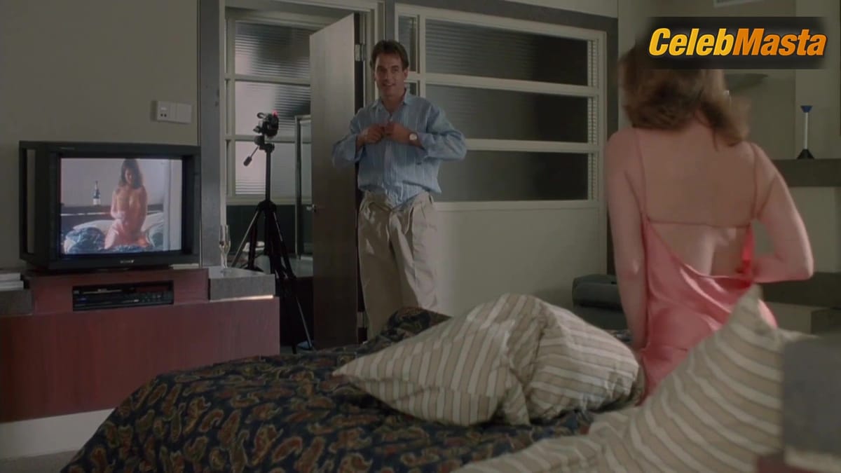 Lesley Ann Warren's Tits Scene from Worth Winning