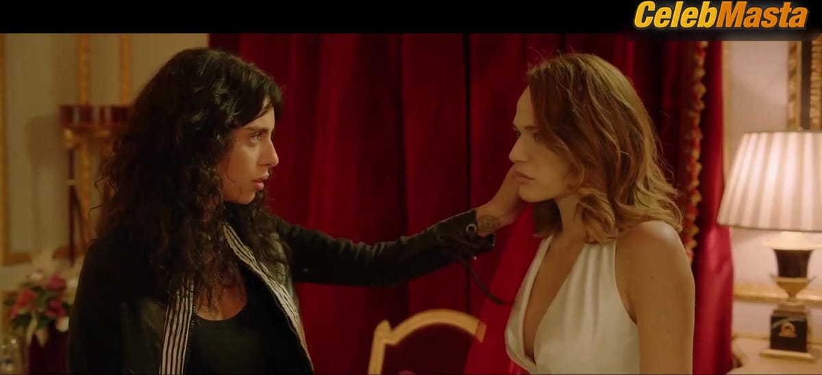 Jun Ichikawa, Laura Chiatti, Antonia Liskova and Chiara Francini Lesbian, Tits Scene from Addio Al Nubilato