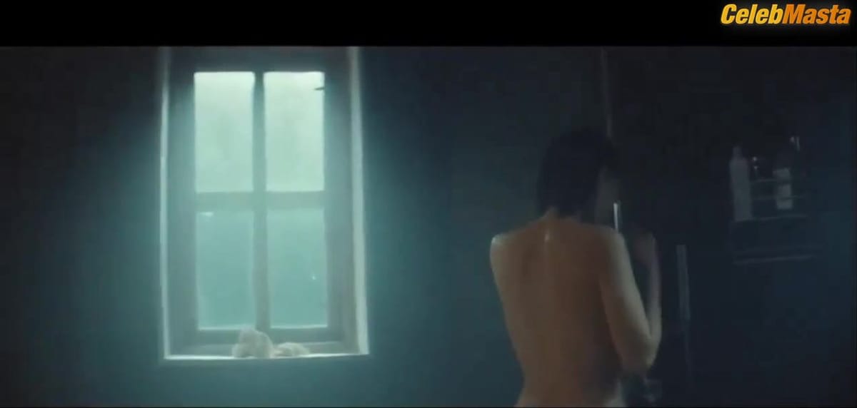 Lyubov Aksyonova Booty, Tits Scene from Bez Menya