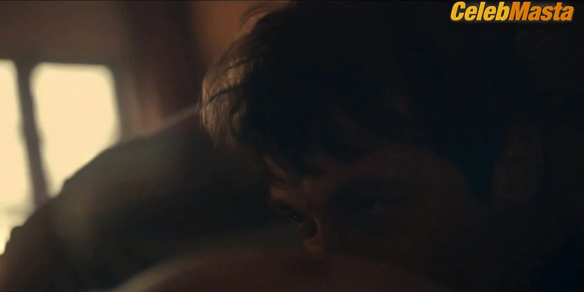 Marie Tourell SoDerberg Bares Breasts Scene in Cold Hawaii