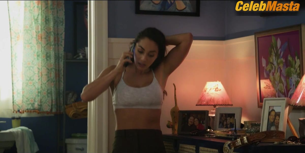 Lindsey Morgan's Sex Scene in Walker
