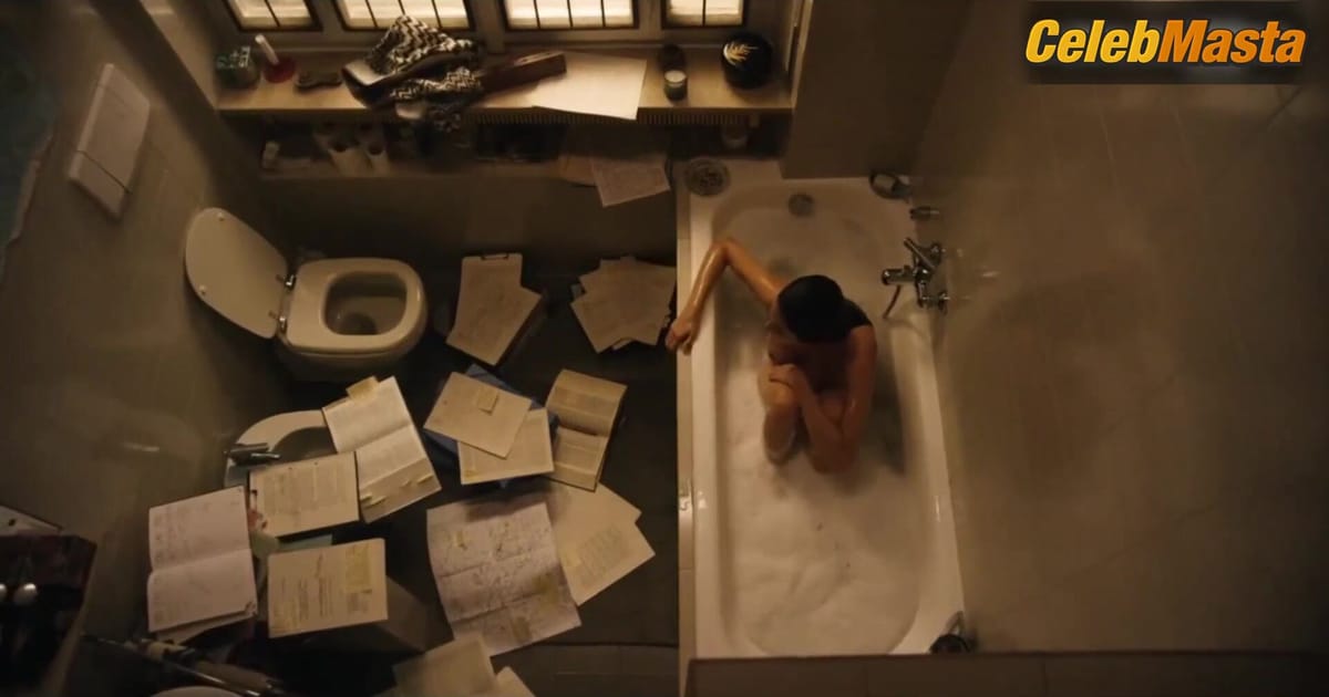 Linda Caridi's Sex Scene in Il Cacciatore