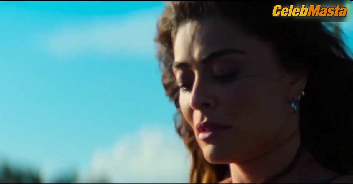 Juliana Paes Sex Scene from Vidas Bandidas