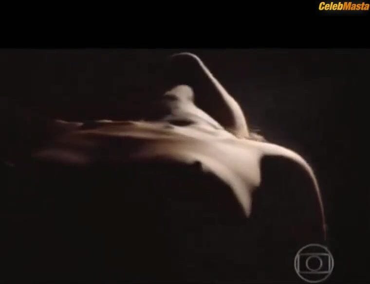 Juliana Paes Tits Scene from Dois Irmaos