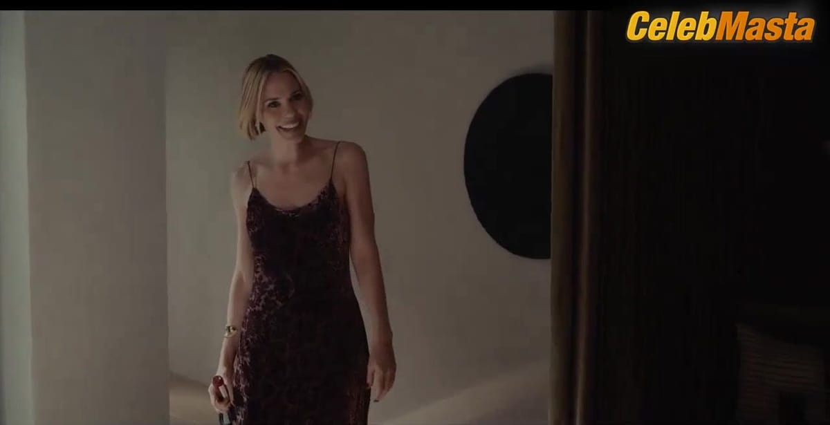 Leslie Bibb's Booty and Boobs Scene in Hacks