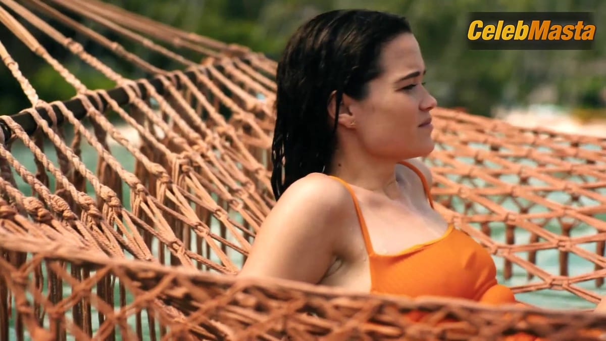 Sarah Catherine Hook's Sex Scene in The White Lotus