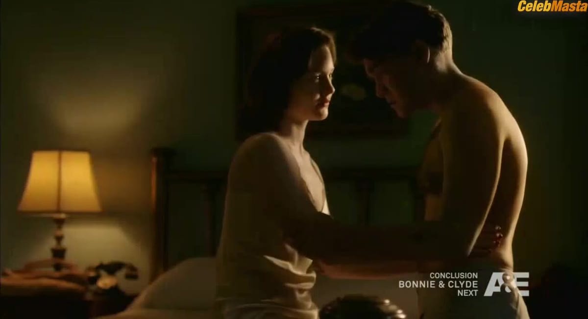 Holliday Grainger's Sex Scene from Bonnie & Clyde