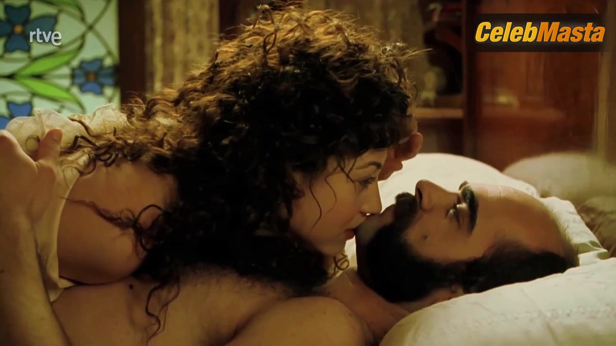 Leonor Watling's Tits Scene from Inconscientes