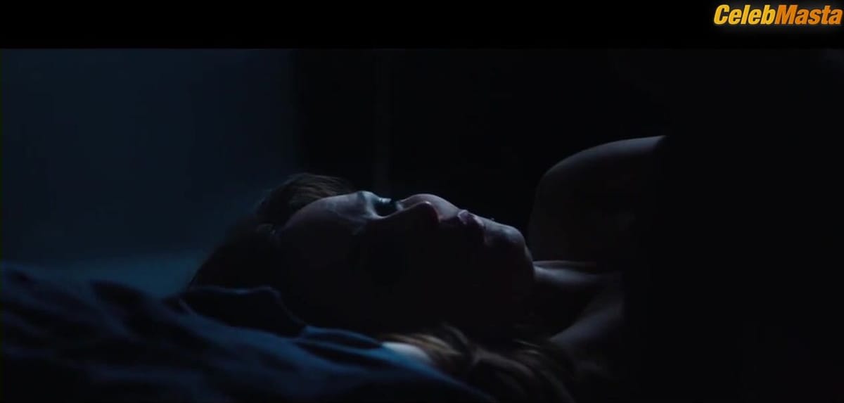 Mina Tander's Sex Scene from Seitenwechsel