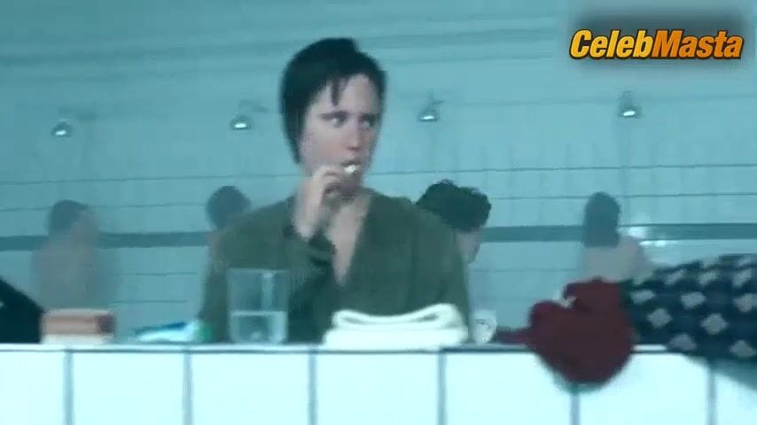 Julie Engelbrecht Tits Scene in Berlin 36