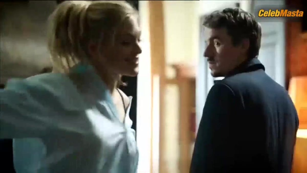 Julie Engelbrecht Underwear Scene from Josephine Klick - Allein Unter Cops