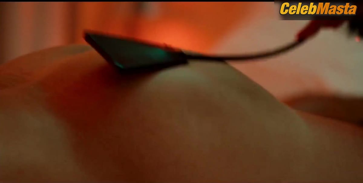 Luana Piovani, Julia Palha, Oceana Basilio, Soraia Tavares Hot Scene in O Clube