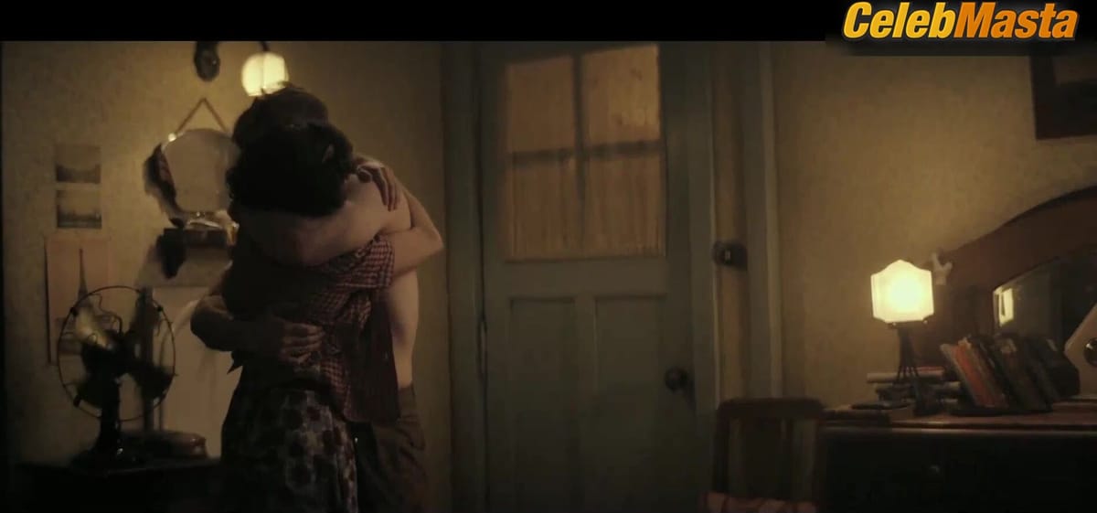 Bel Powley's Sex Scene from A Small Light