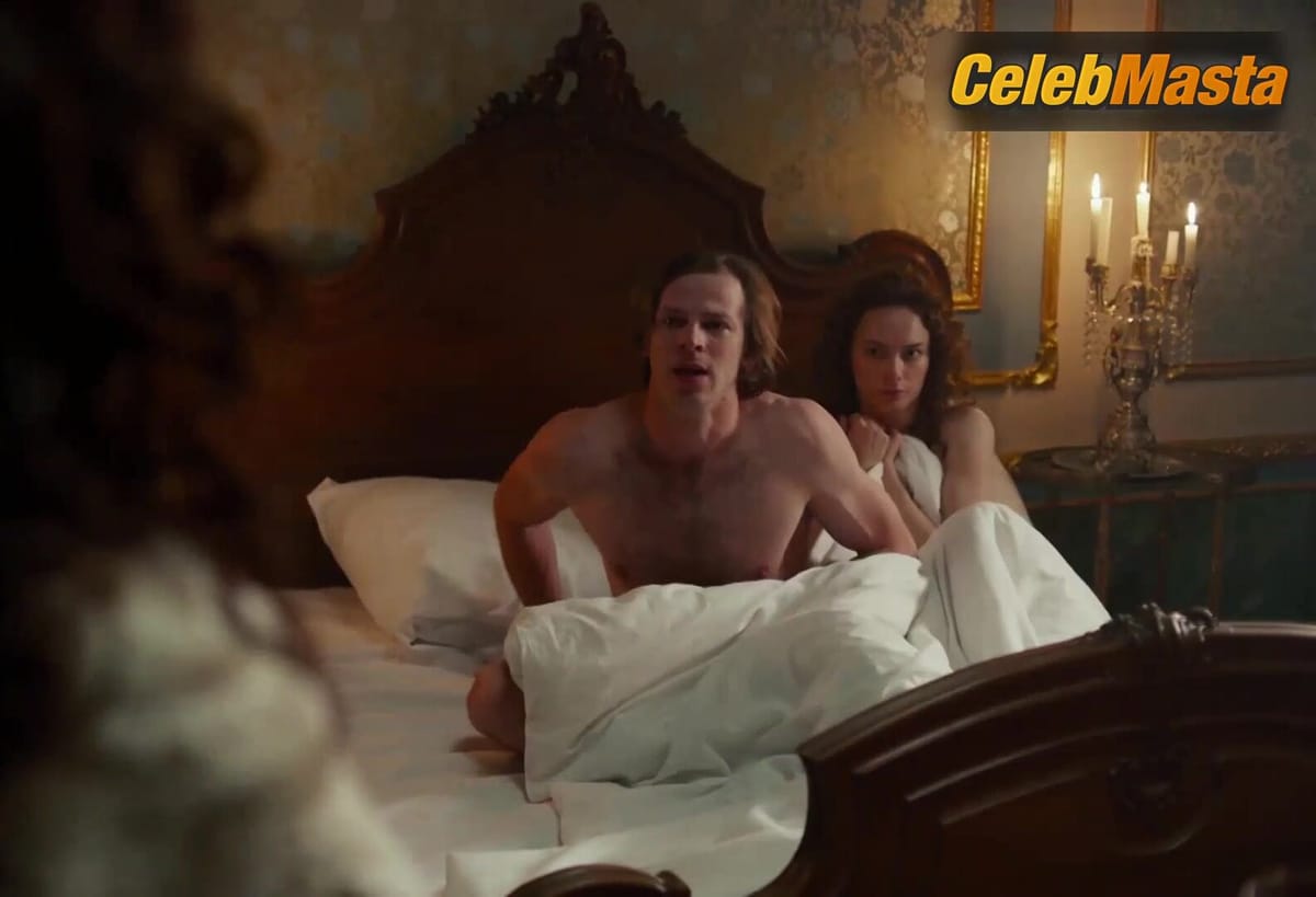 Marina Aleksandrova and Mariya Lisovaya's Sex Scene in Ekaterina. Favority