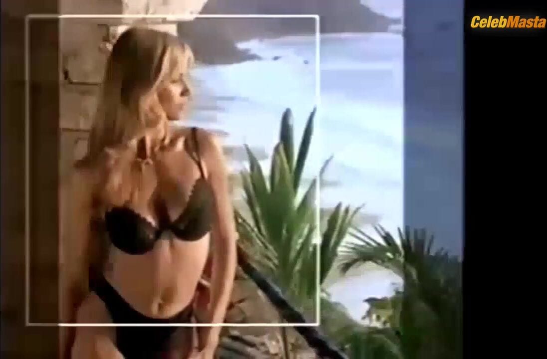 Vanessa Angel Bikini Scene in The Cover Girl Murders Movie