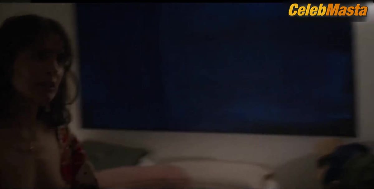 Veronica Echegui Shows Off Sex Scene in Lofrena