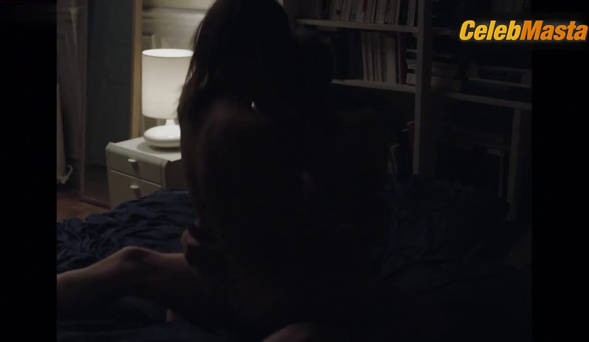 Margot Bancilhon's Ass Scene in Tout Va Bien