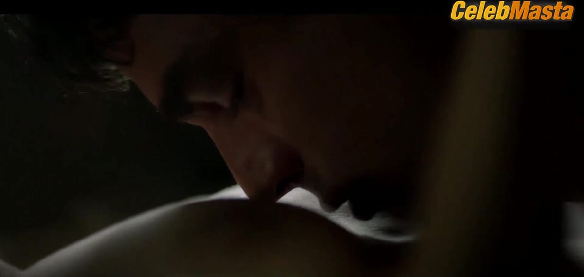 Margot Bancilhon Tits Scene from L'ile Prisonniere