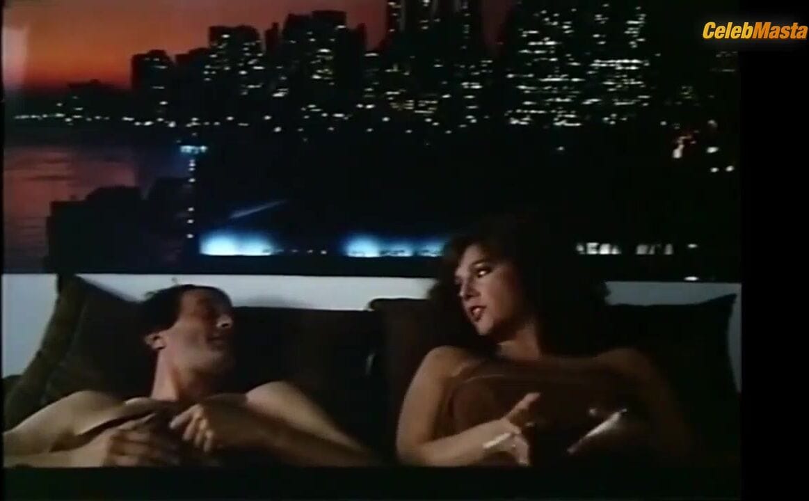 Stefania Sandrelli's Boobs Scene in Il Momento Magico
