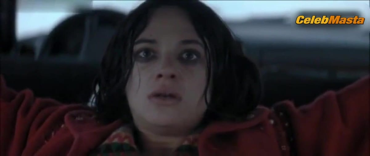 Asia Argento's Sexy Scene from Transylvania
