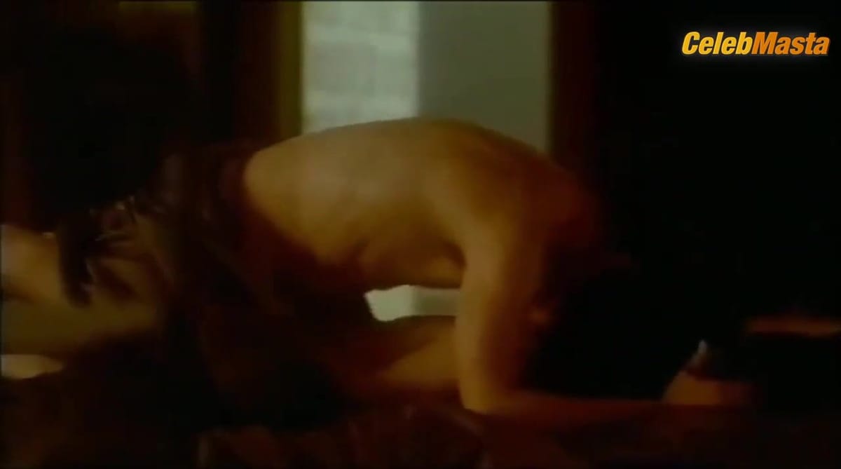 Angela Molina's Tits Scene from Camada negra