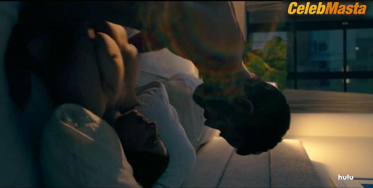Ilana Glazer Tits Scene from False Positive