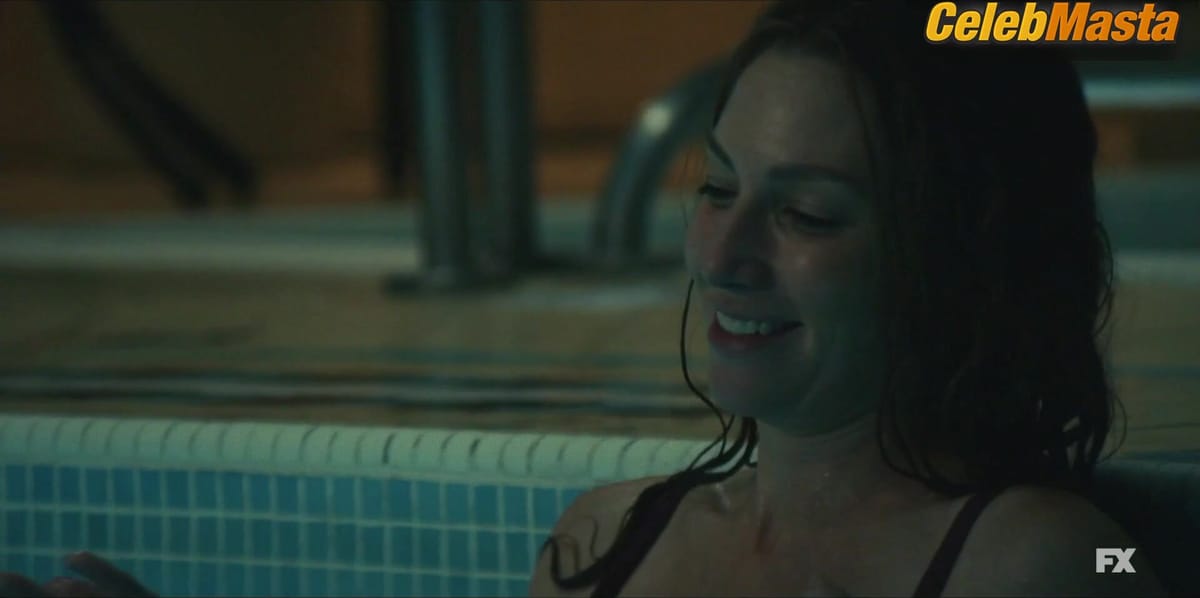 Ari Graynor and Roberta Colindrez Underwear, Lesbian Sex Scene in Mrs. America
