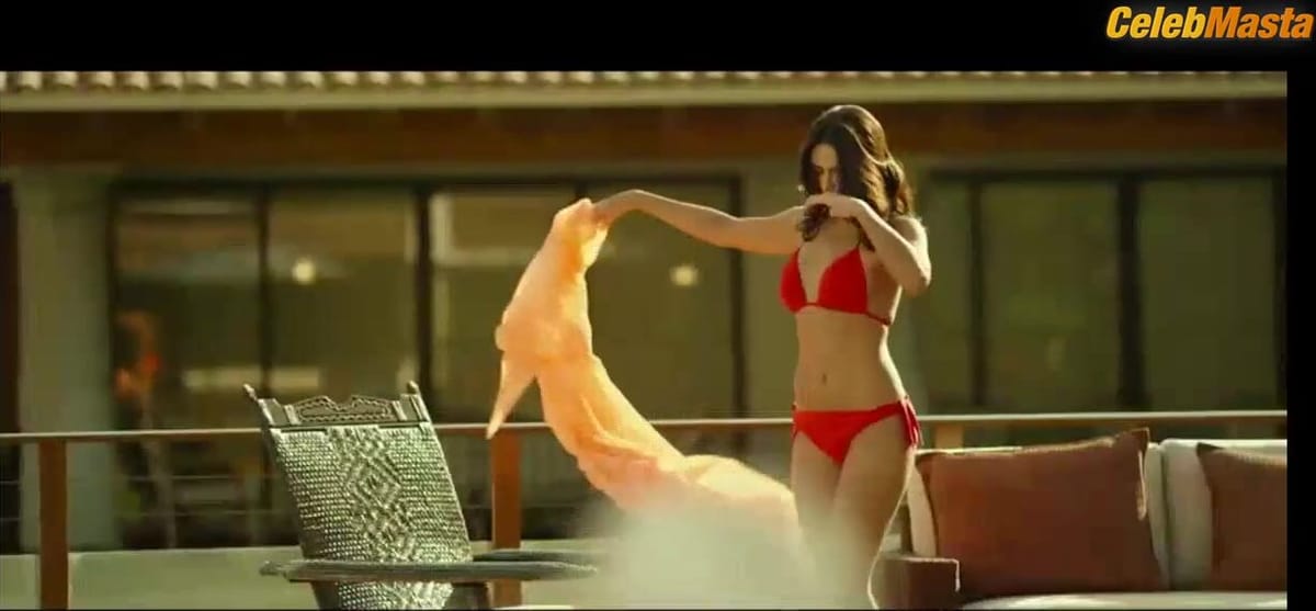 Renata Notni Swimsuit Scene from La Boda De La Abuela