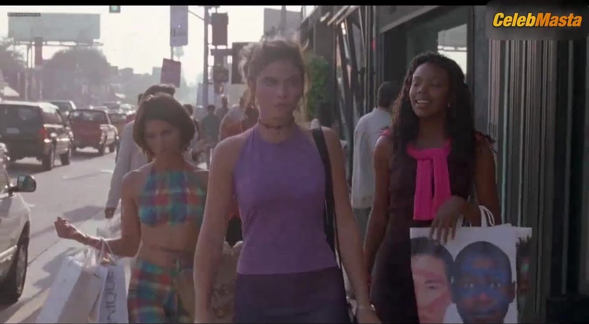 Rachael Leigh Cook's Swimsuit Scene in She's All That