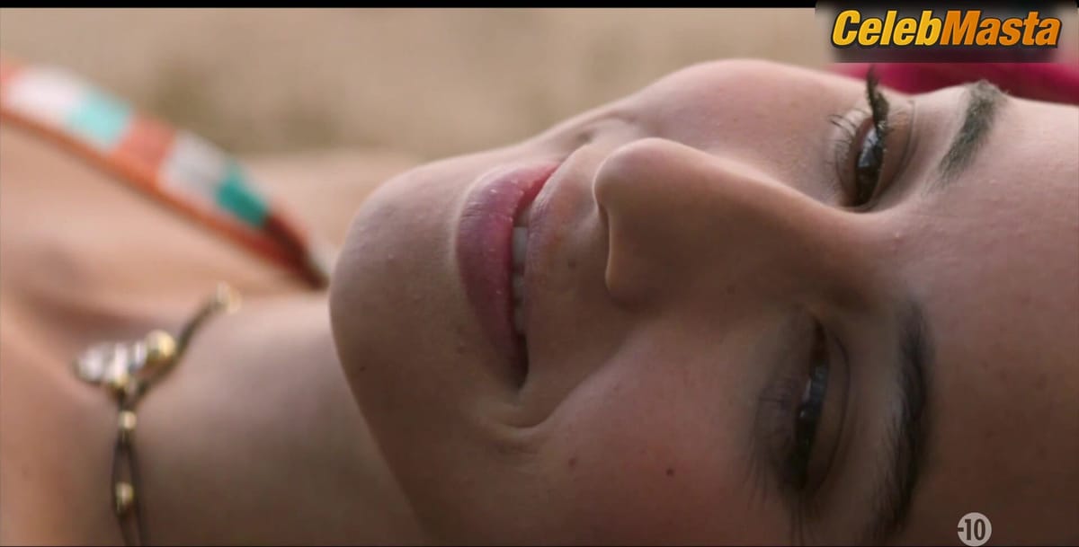 Amaia Aberasturi and Sara Jimenez Swimsuit Scene from La Edad De La Ira