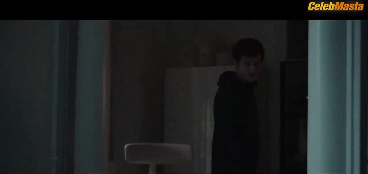 Melina Matthews Boobs Scene in Black Beach