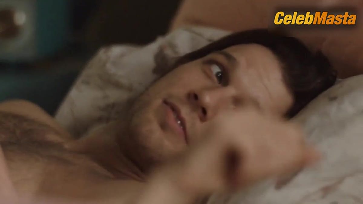 Ari Graynor Bares Underwear in Scene from I'm Dying Up Here