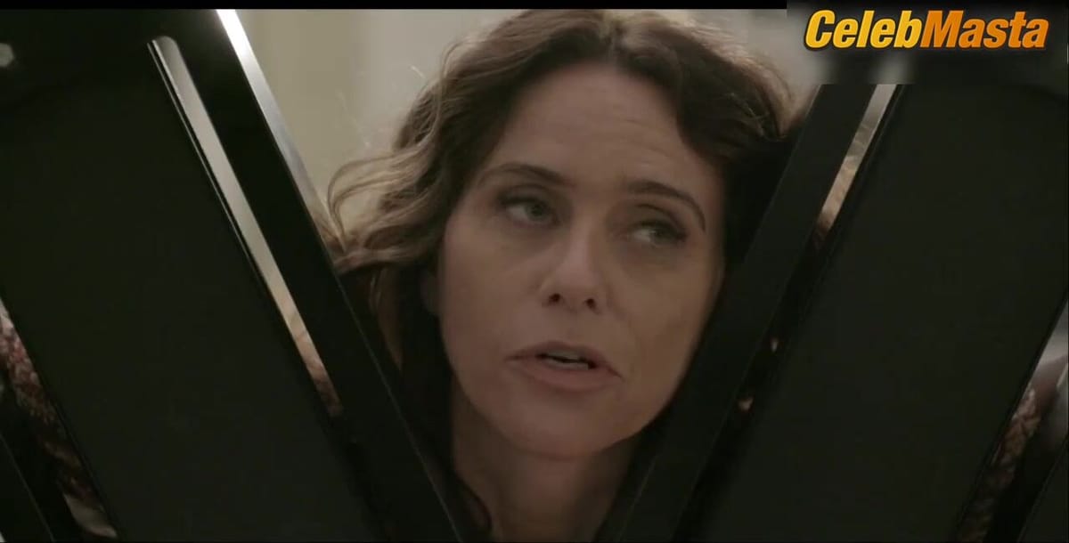 Jiz Lee and Amy Landecker's Thong Scene in Transparent