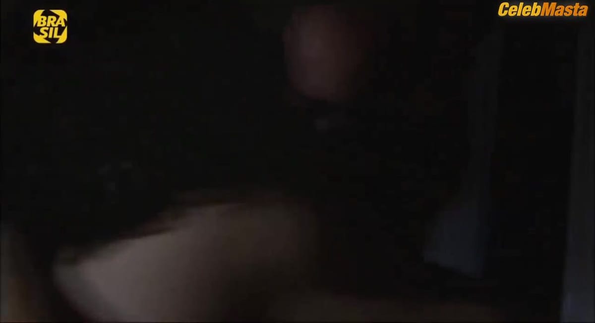 Hermila Guedes Bares Butt, Breasts Scene in Ponto Final