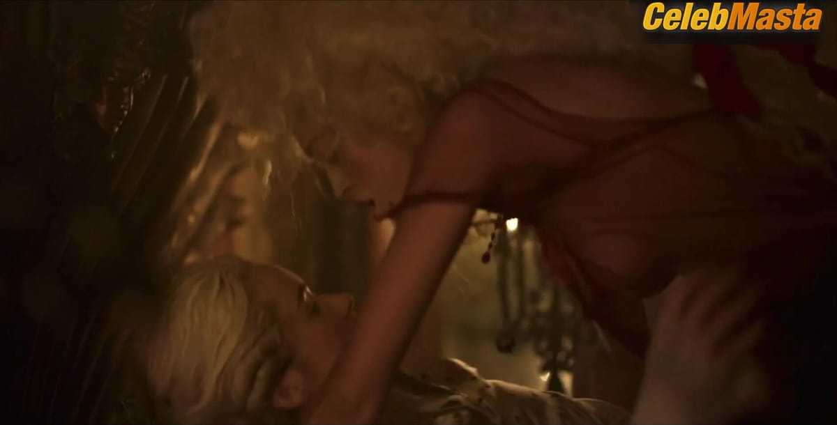 Alice Englert and Ella-Rae Smith Lesbian, Tits Scene from Dangerous Liaisons