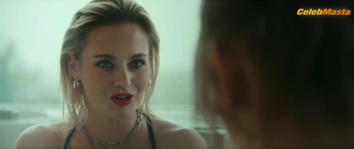 Joanna Opozda and Katarzyna Sawczuk Booty, Tits Scene in Nieprzyjaciel