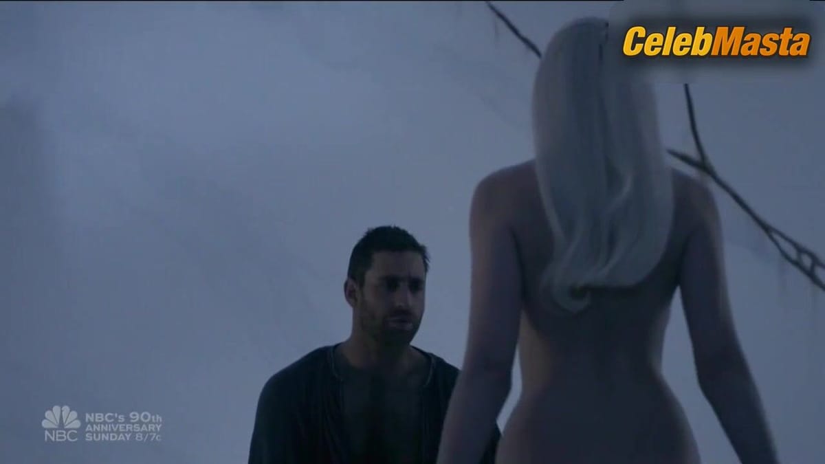 Joely Richardson's Sex Scene in Emerald City