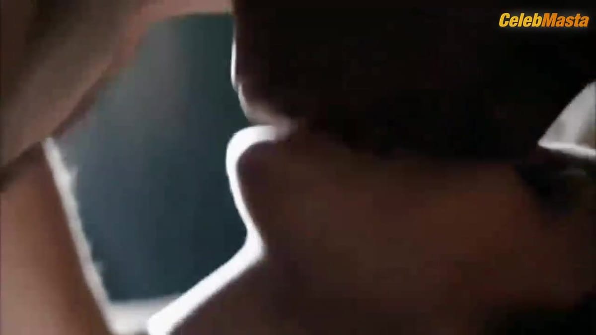 Sylvia Hoeks Tits Scene in Overspel