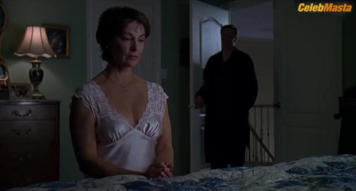Kathleen Quinlan's Sexy Scene from Breach