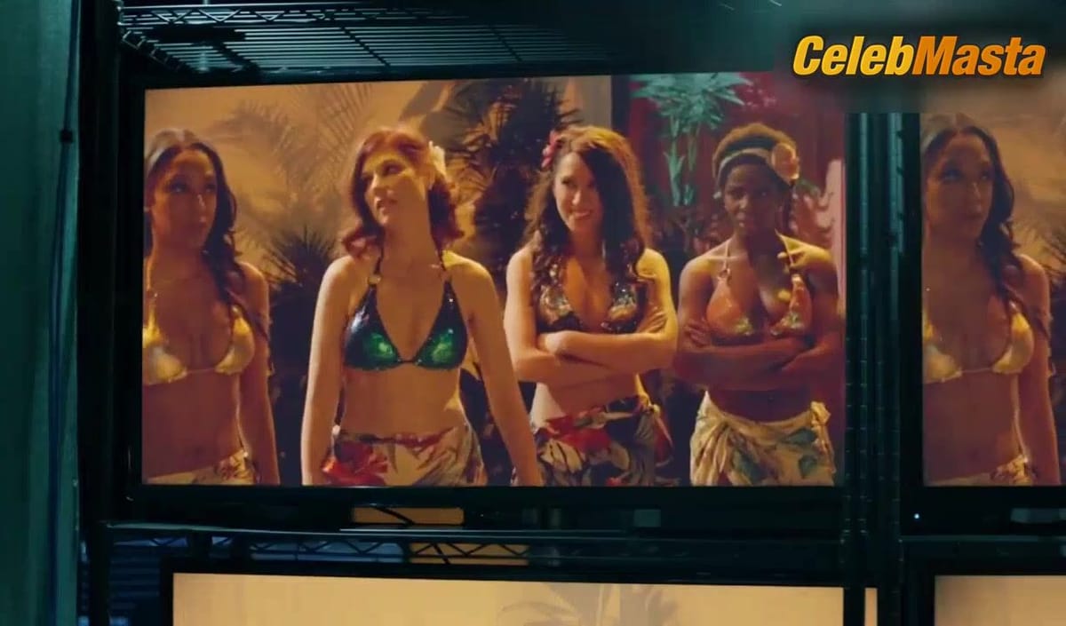 Meghan Heffern, Natalie Hall, Natasha Wilson, Meagan Holder, Samantha Cole and Alli Chung Swimsuit Scene in Unreal