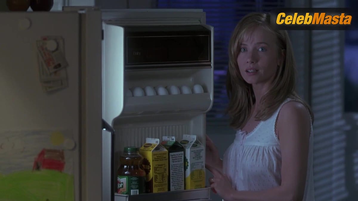 Rebecca De Mornay's Booty, Boobs Scene in The Hand That Rocks the Cradle