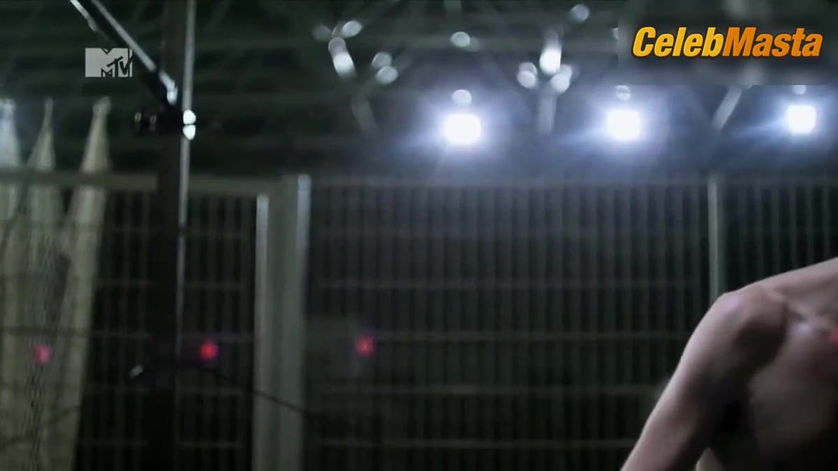 Bianca Comparato's Boobs Scene in A Menina Sem Qualidades